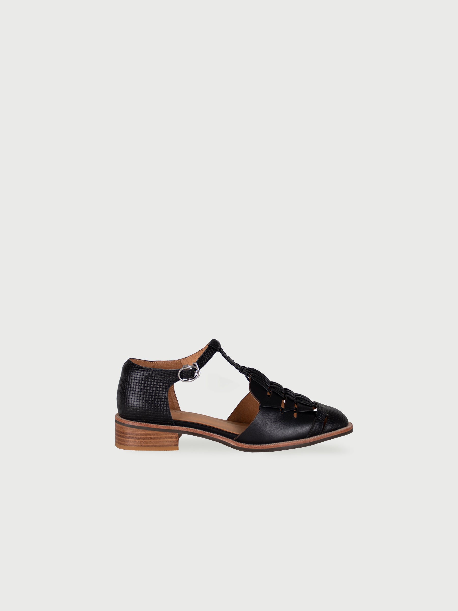 Riva 𖠁 Round Toe Woven T-Bar Mary Jane