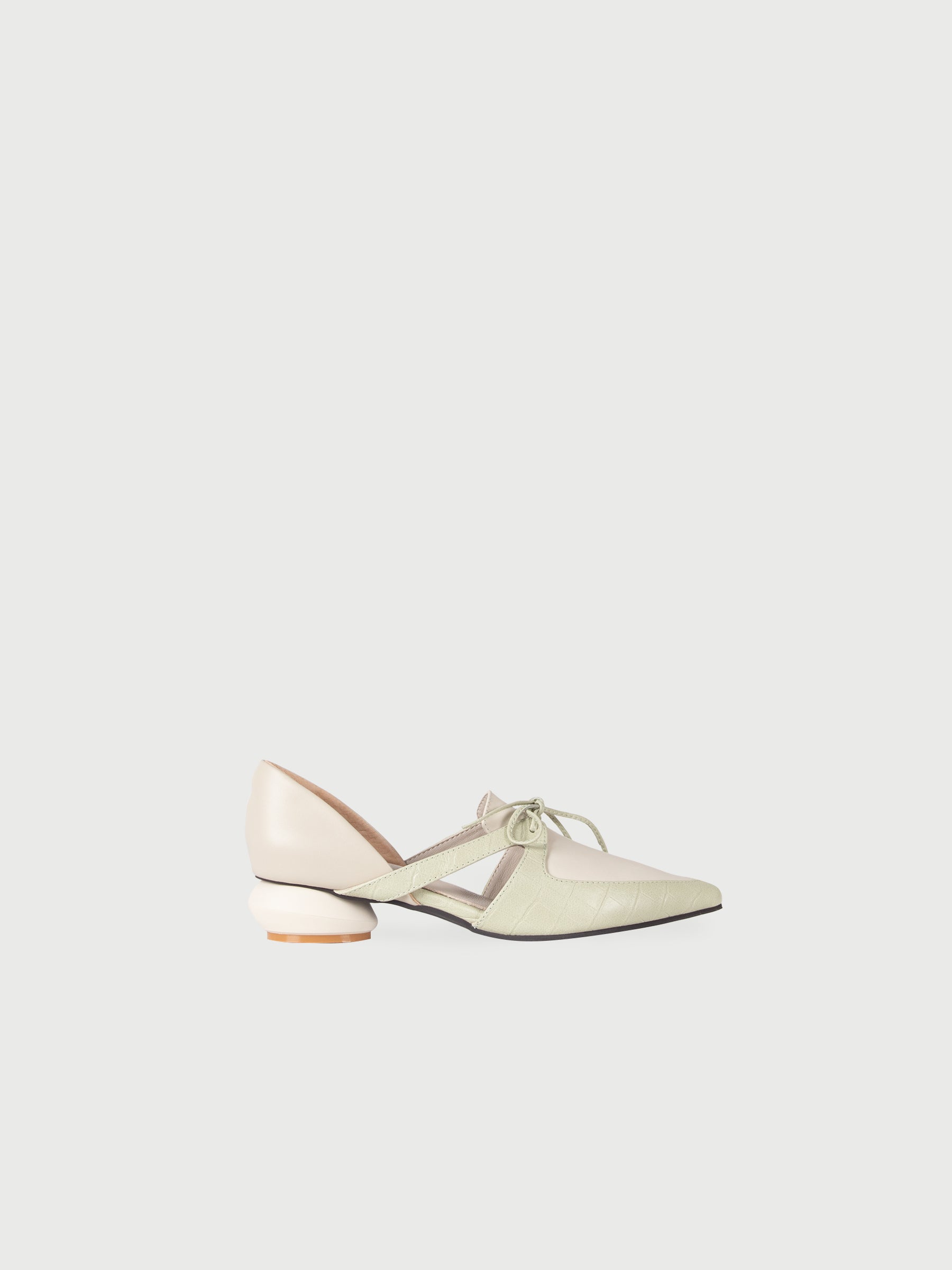 Celeste.Ribbon Open Shank Flats