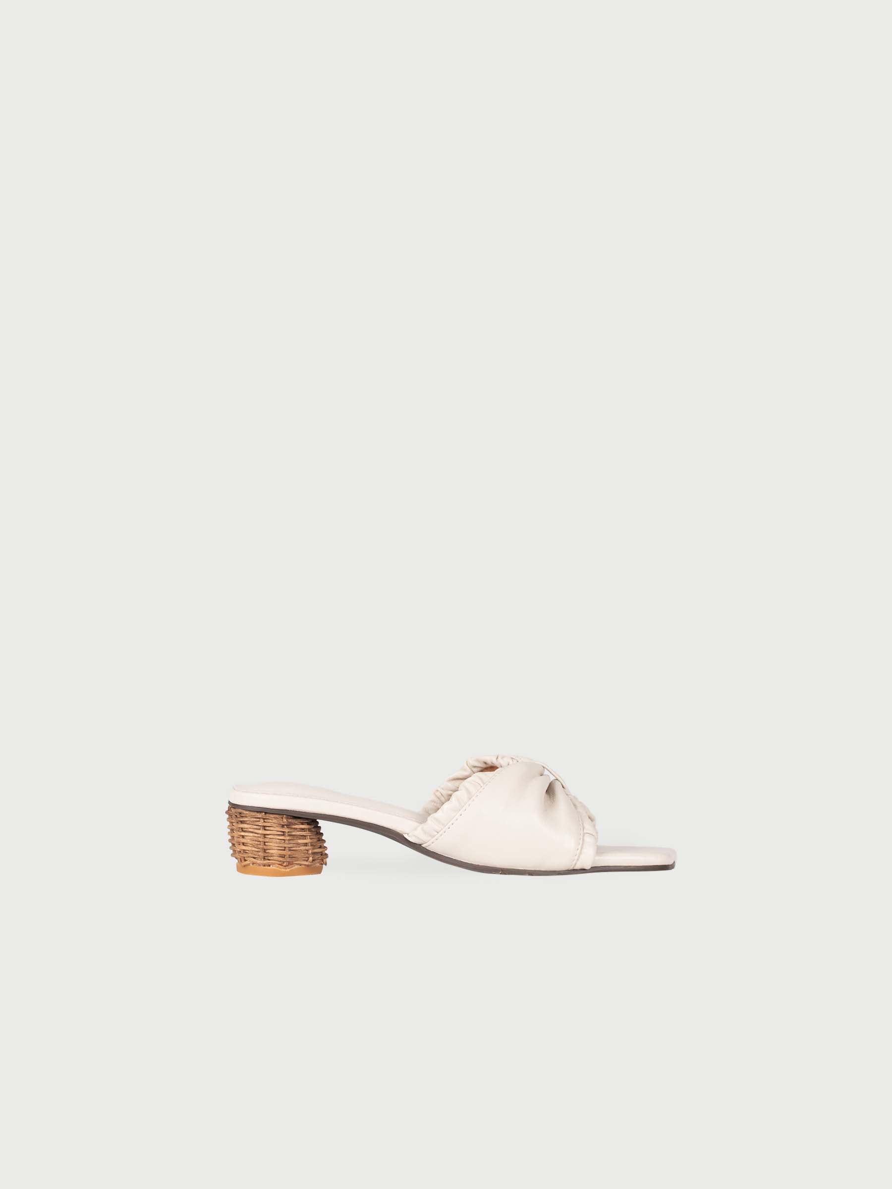 ✿ Cynthia x Leather Lab ✿ Ribbon Straw Heel Mules 蝴蝶結藤編跟涼鞋