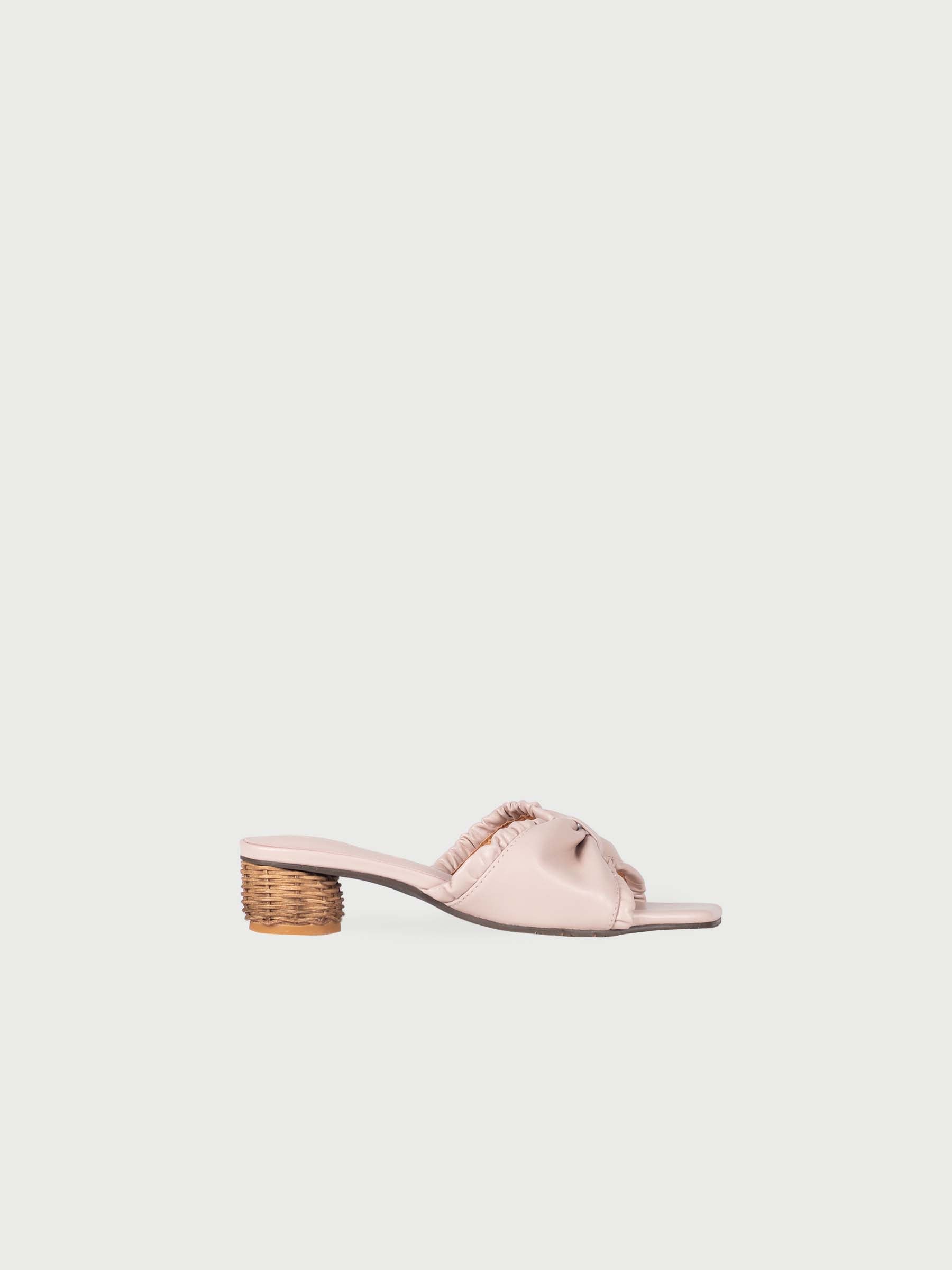 ✿ Cynthia x Leather Lab ✿ Ribbon Straw Heel Mules 蝴蝶結藤編跟涼鞋