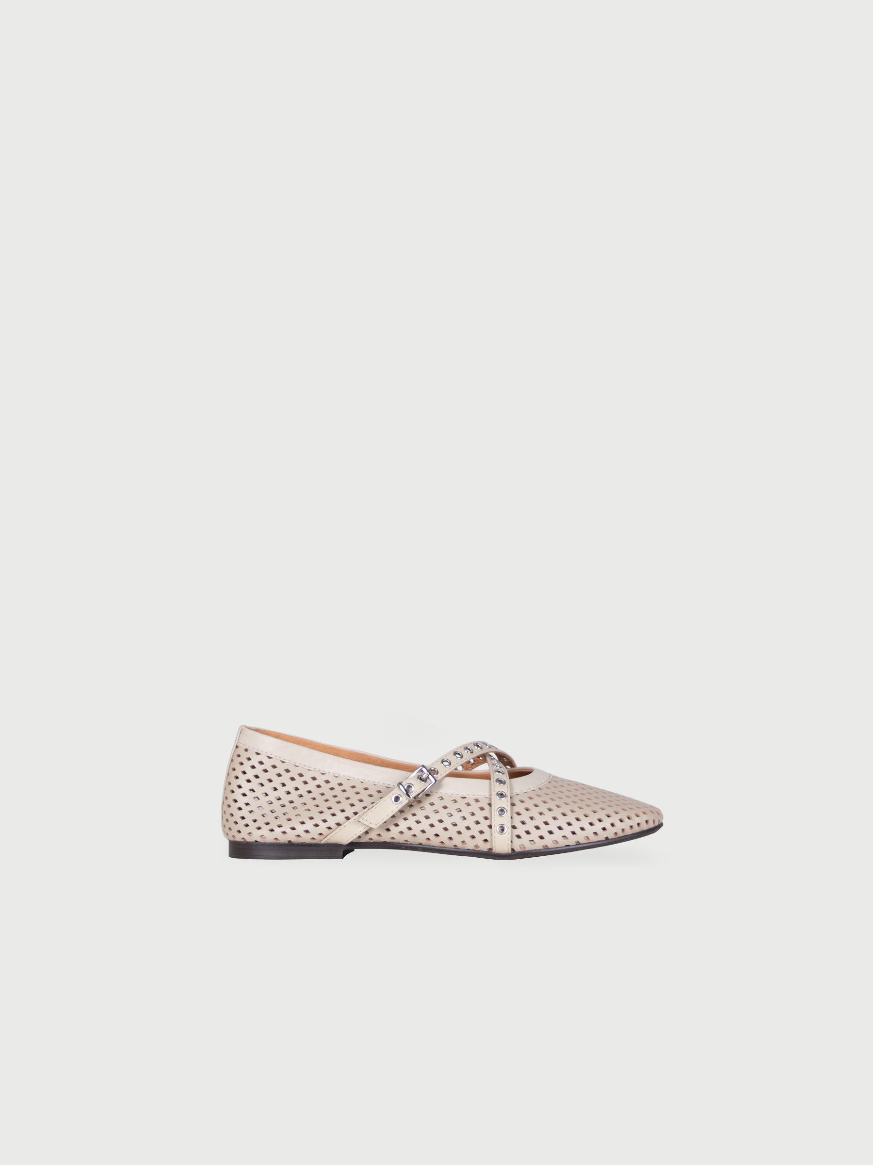Éclairs 𓆟 Round Toe Grommet-Strap Ballerina Flats