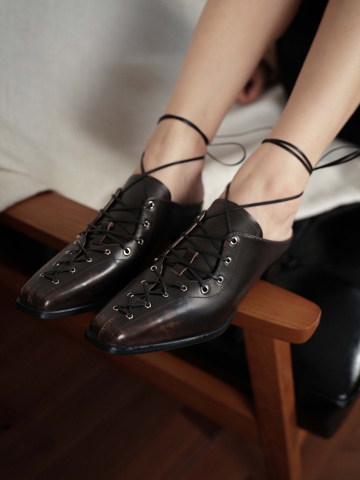 Freya・Square-Toe Lace-Up Mules