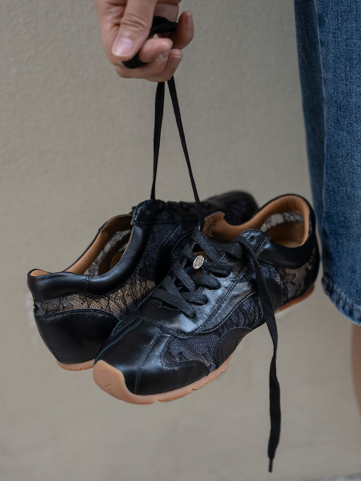 Erina ◈ Lace Mix Leather Sneakers