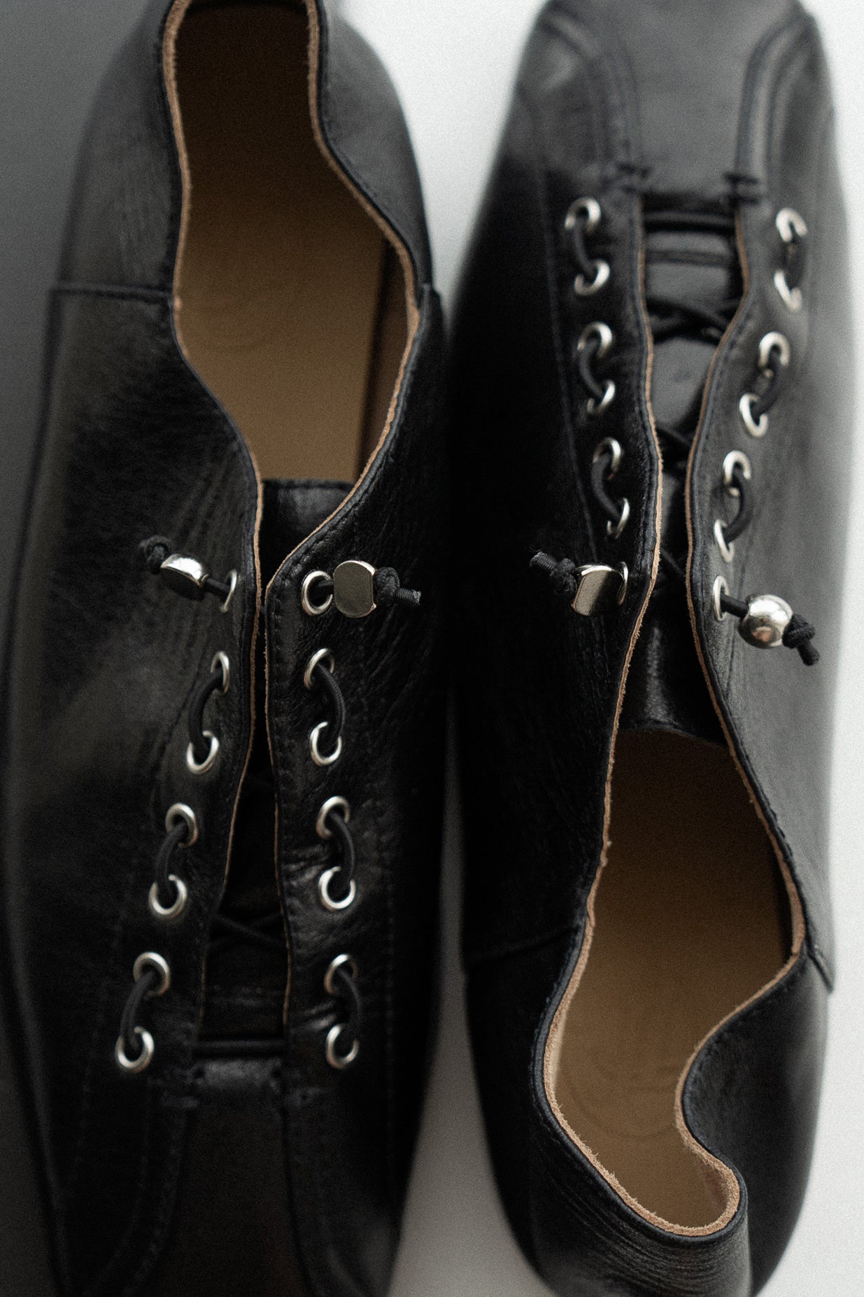 Kaza 𝄢 Square Toe Lace-Up Flats