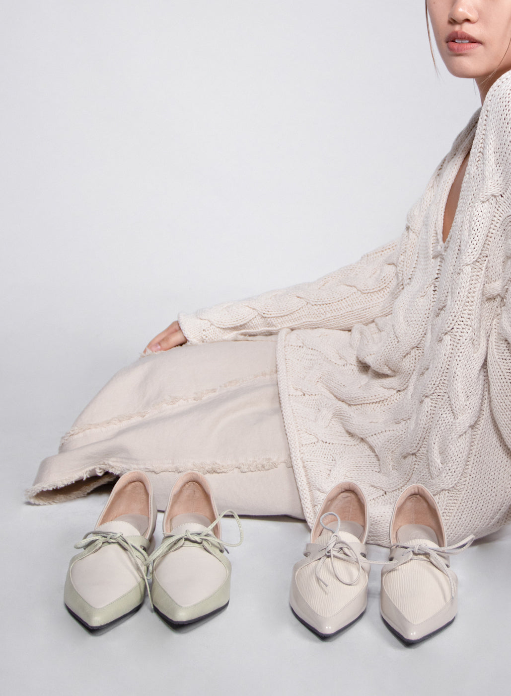 Celeste.Ribbon Open Shank Flats