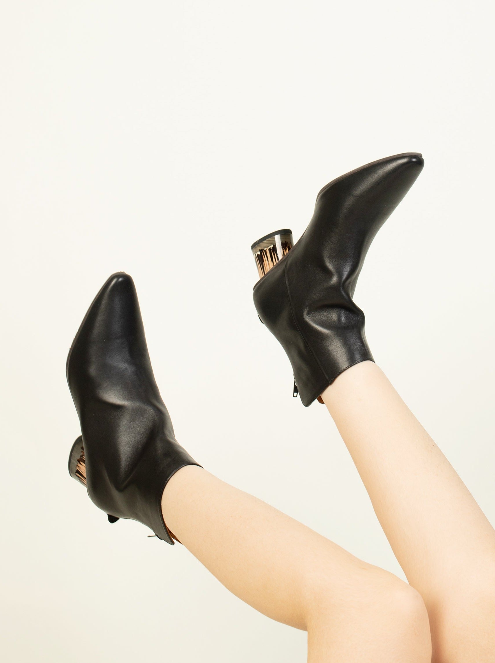 Ankle Boots with Ground-Heel