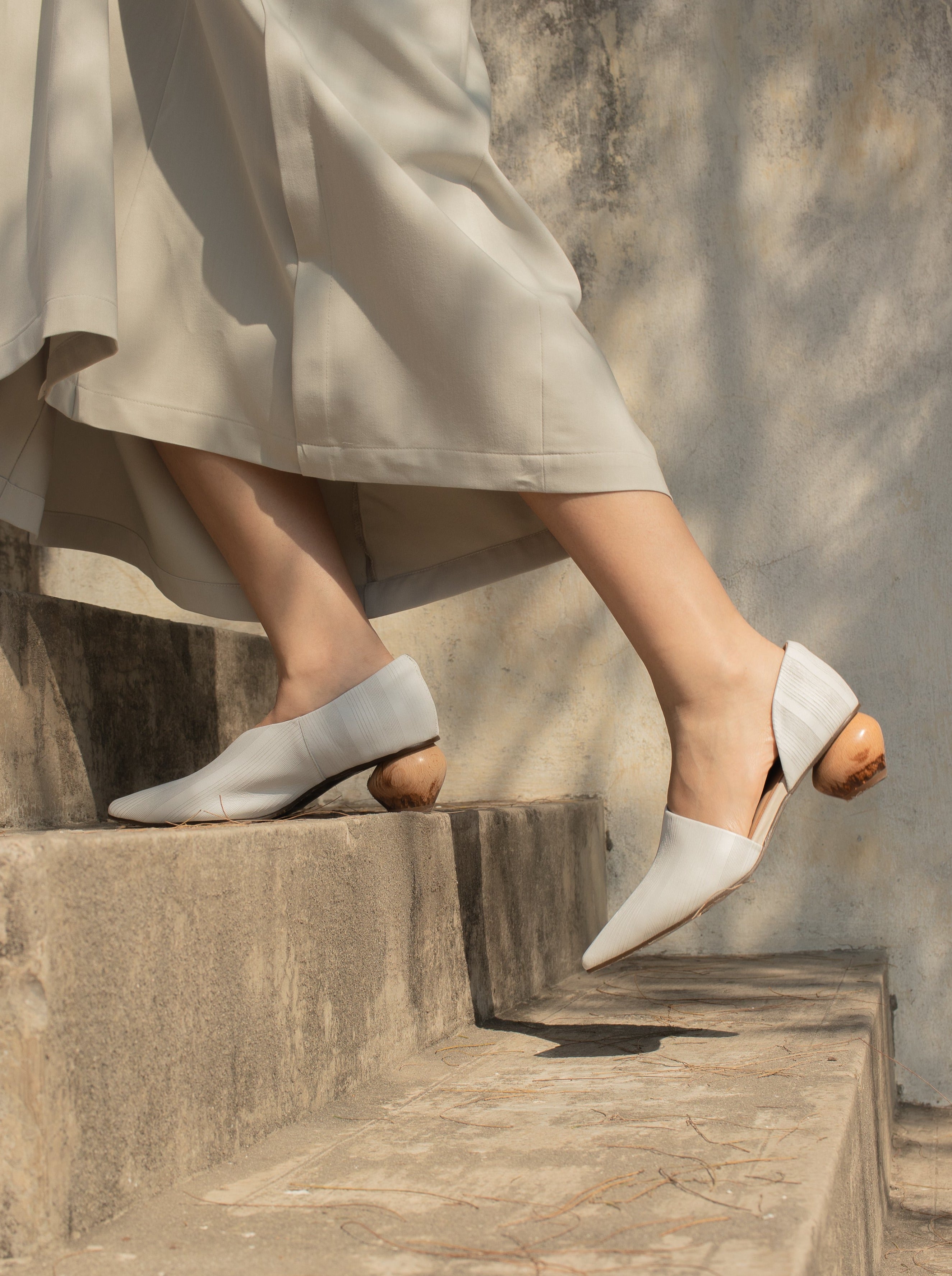 Open Shank Ground Heels