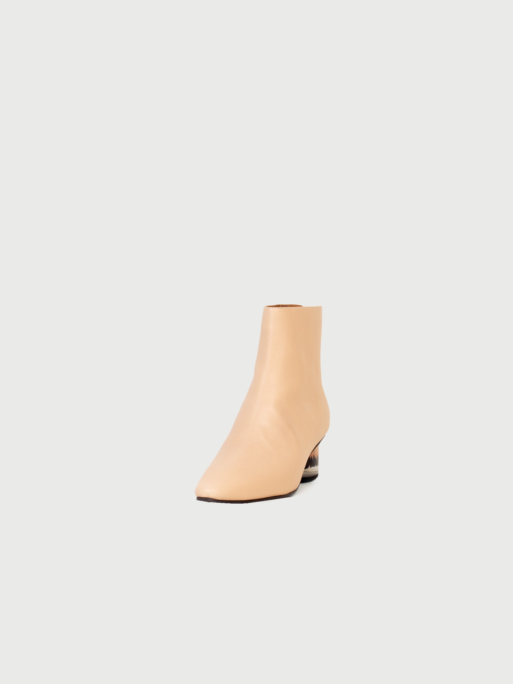 Ankle Boots with Ground-Heel