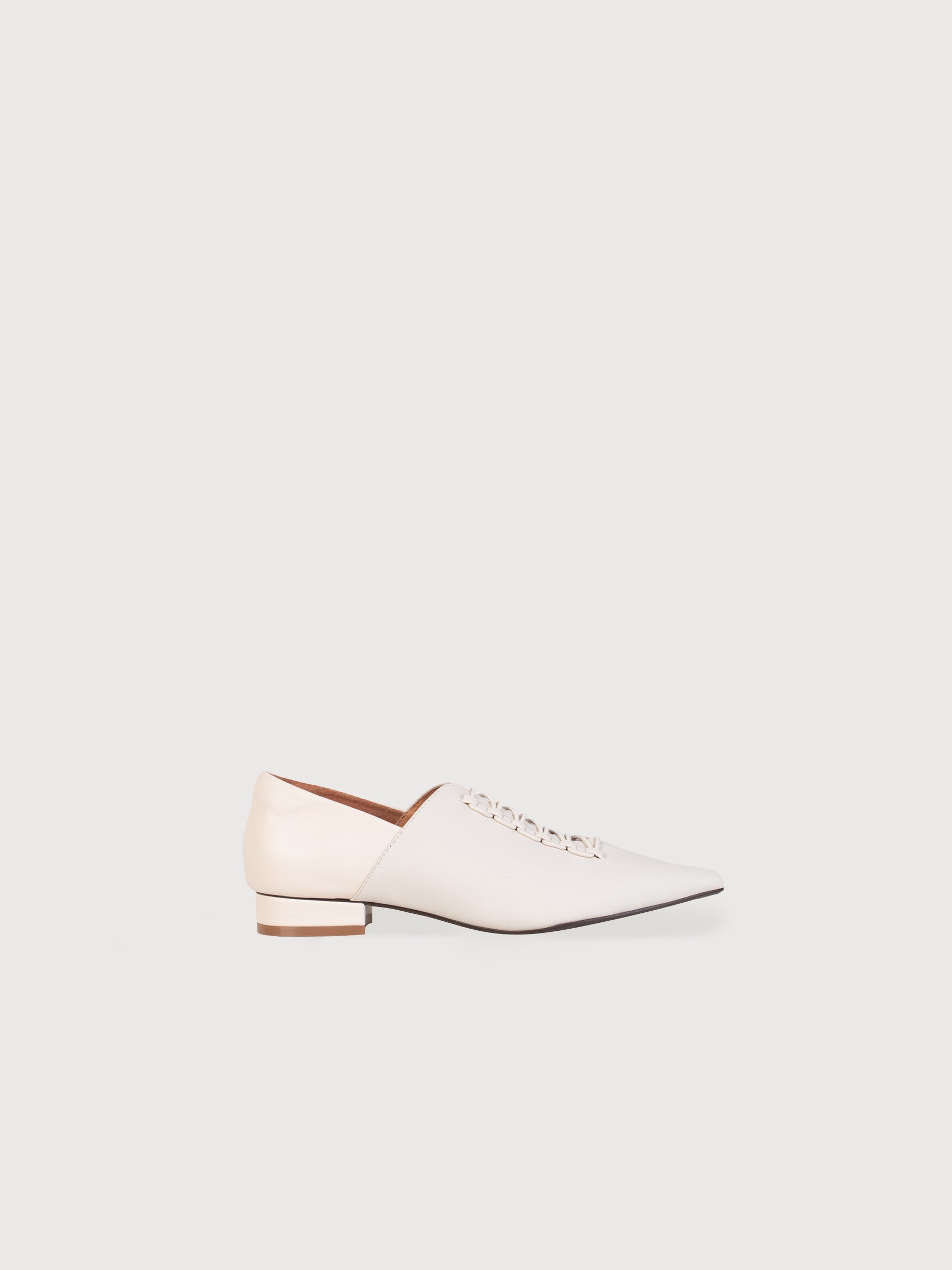 Eleanor.Pointed Zip-Zap String Flats