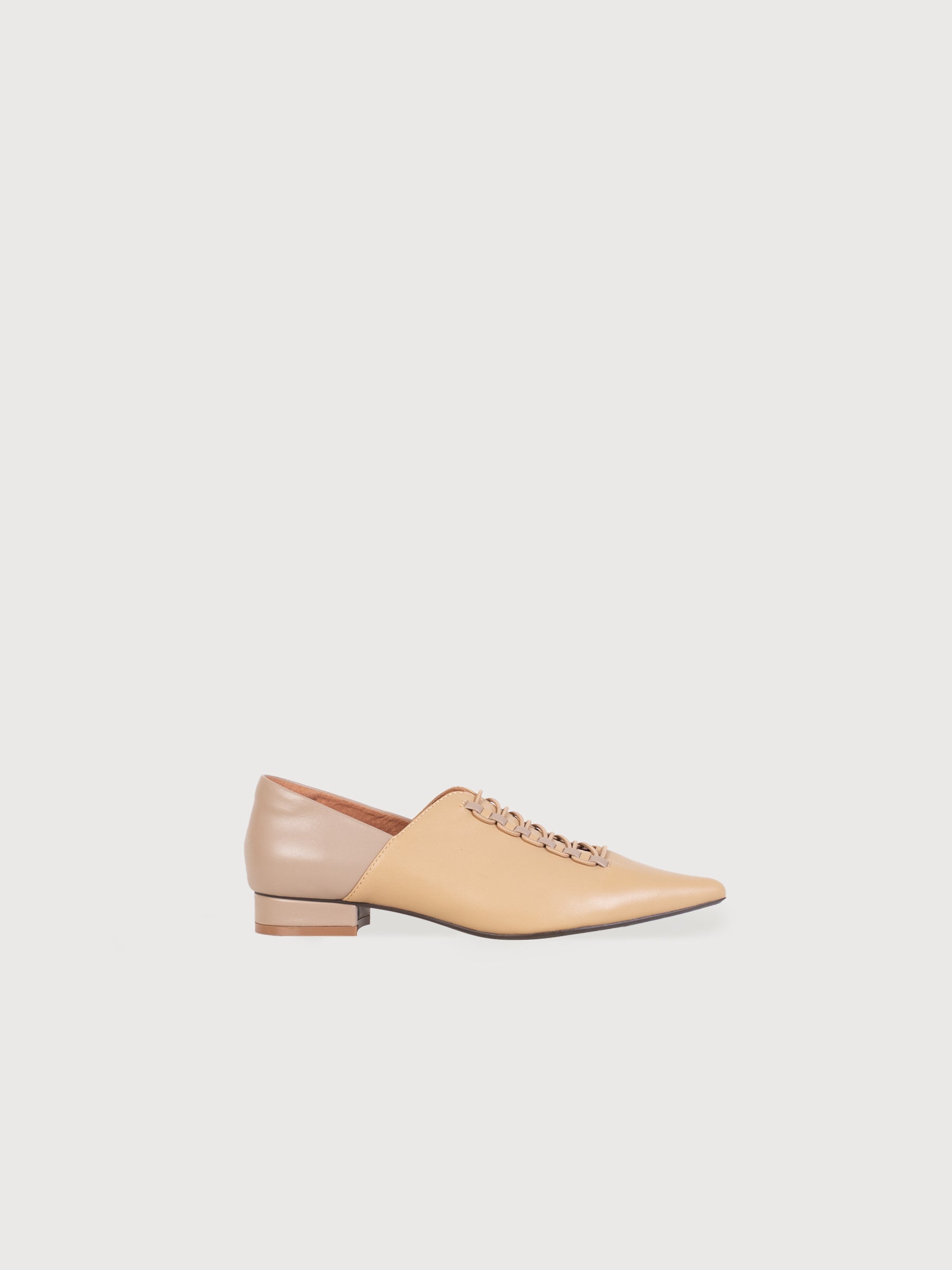 Eleanor.Pointed Zip-Zap String Flats