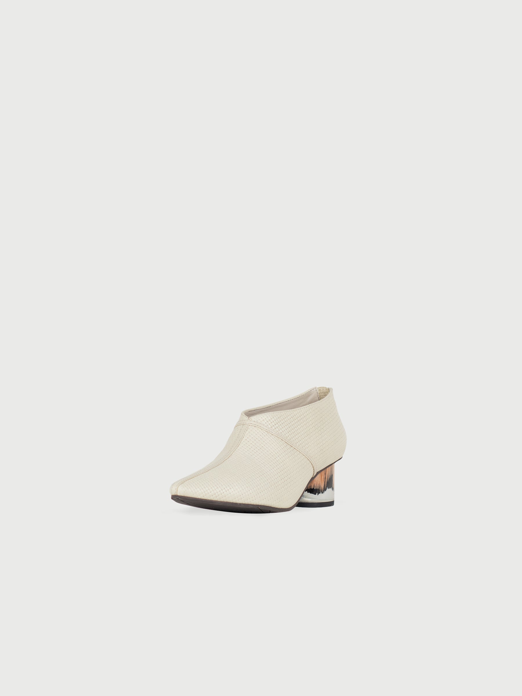 Pointed Ground Heel Pumps