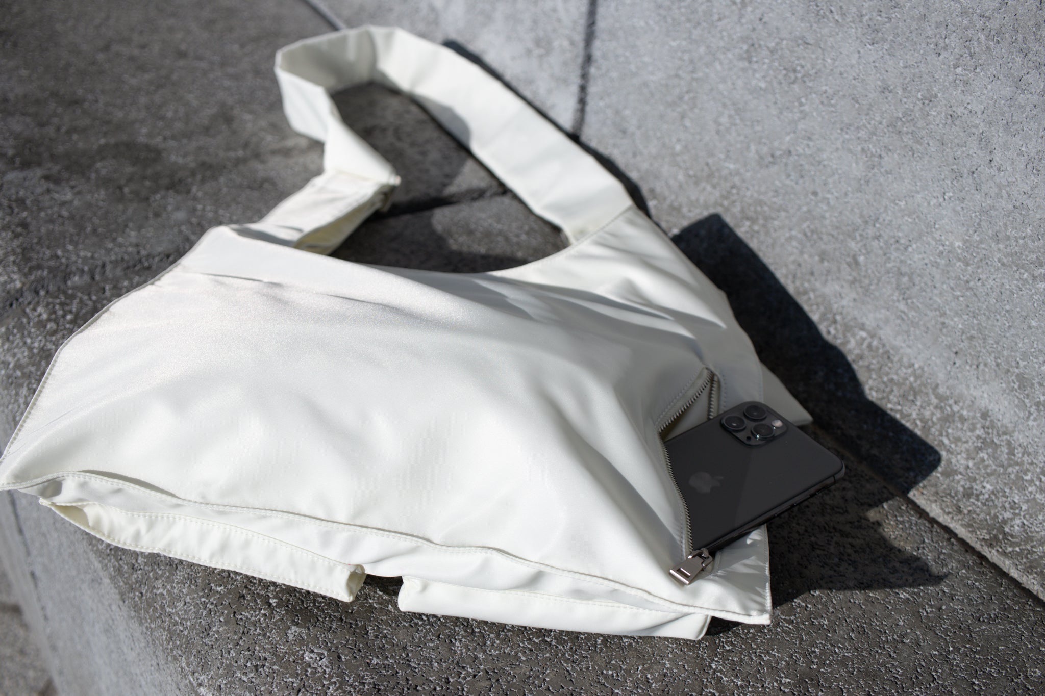 The Worker Bag 休閒型格斜背包