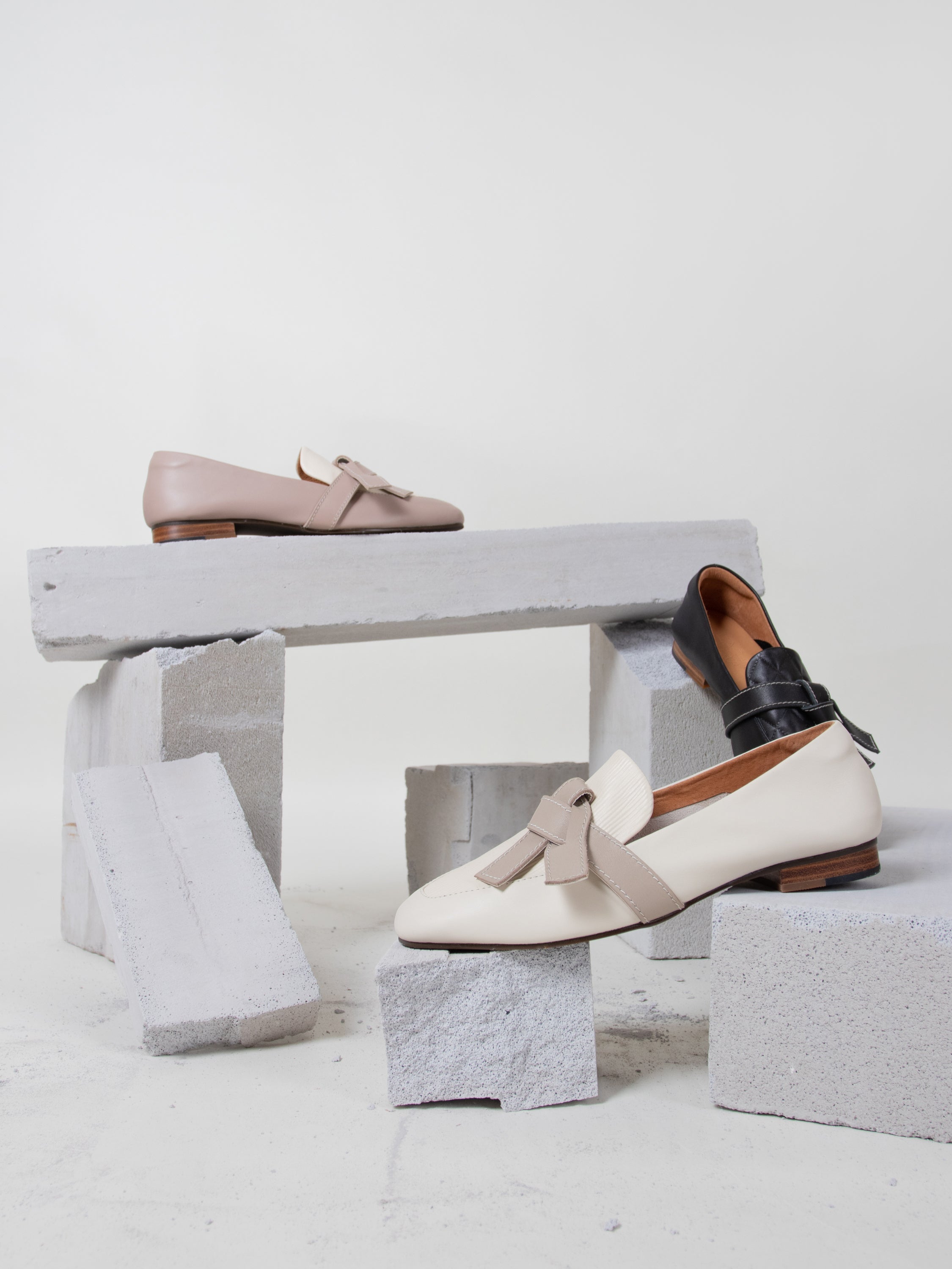 Josie | Cross-Strap Loafers