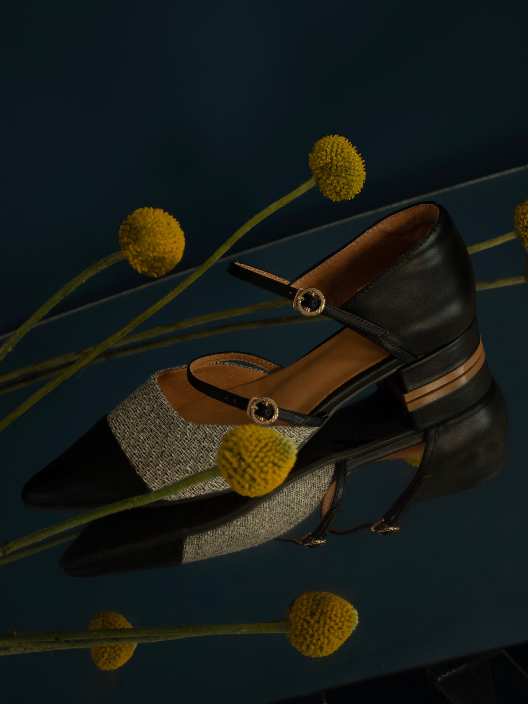 Pointed Tweed Buckle Low Heels
