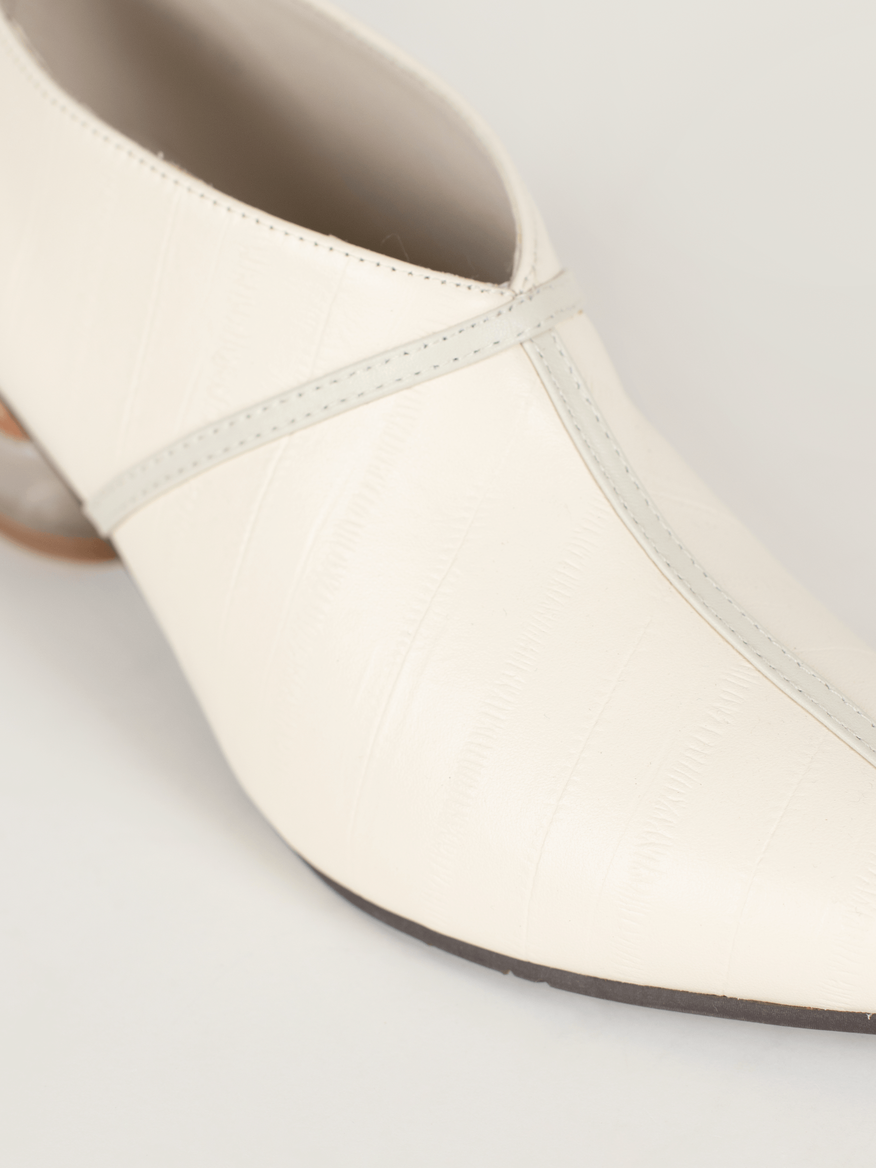 Pointed Ground Heel Pumps