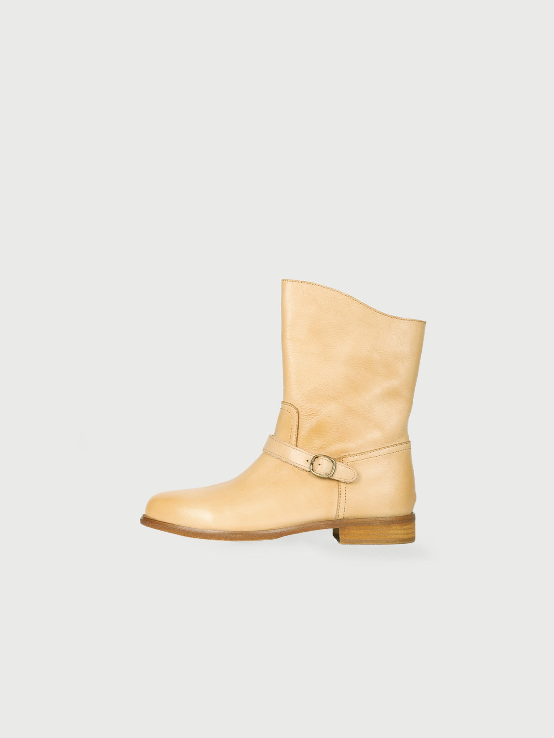 Round Toe Slant Cut Leather Boots