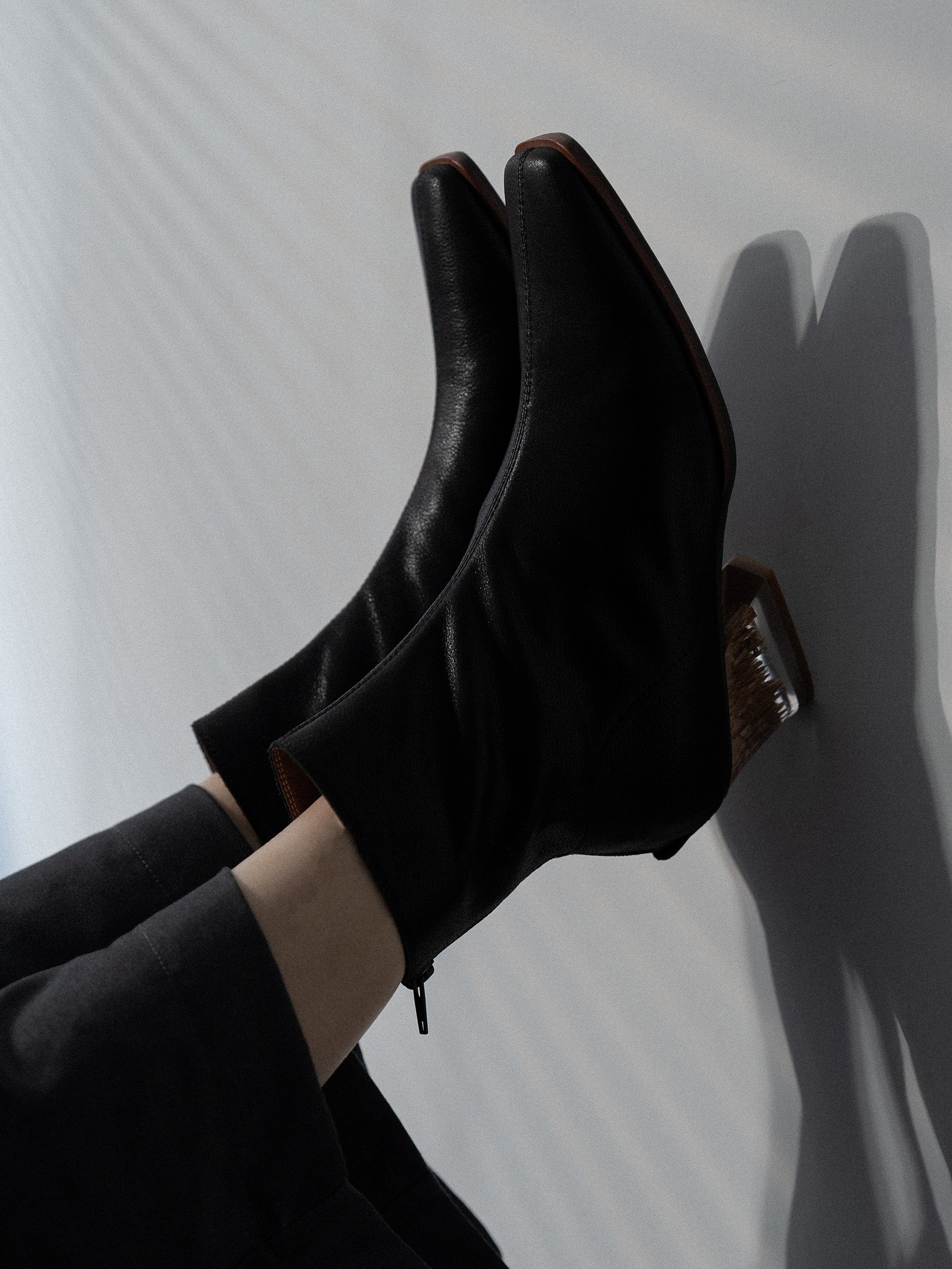 Ewdina || Square Toe Ankle Boots With Ground Heel
