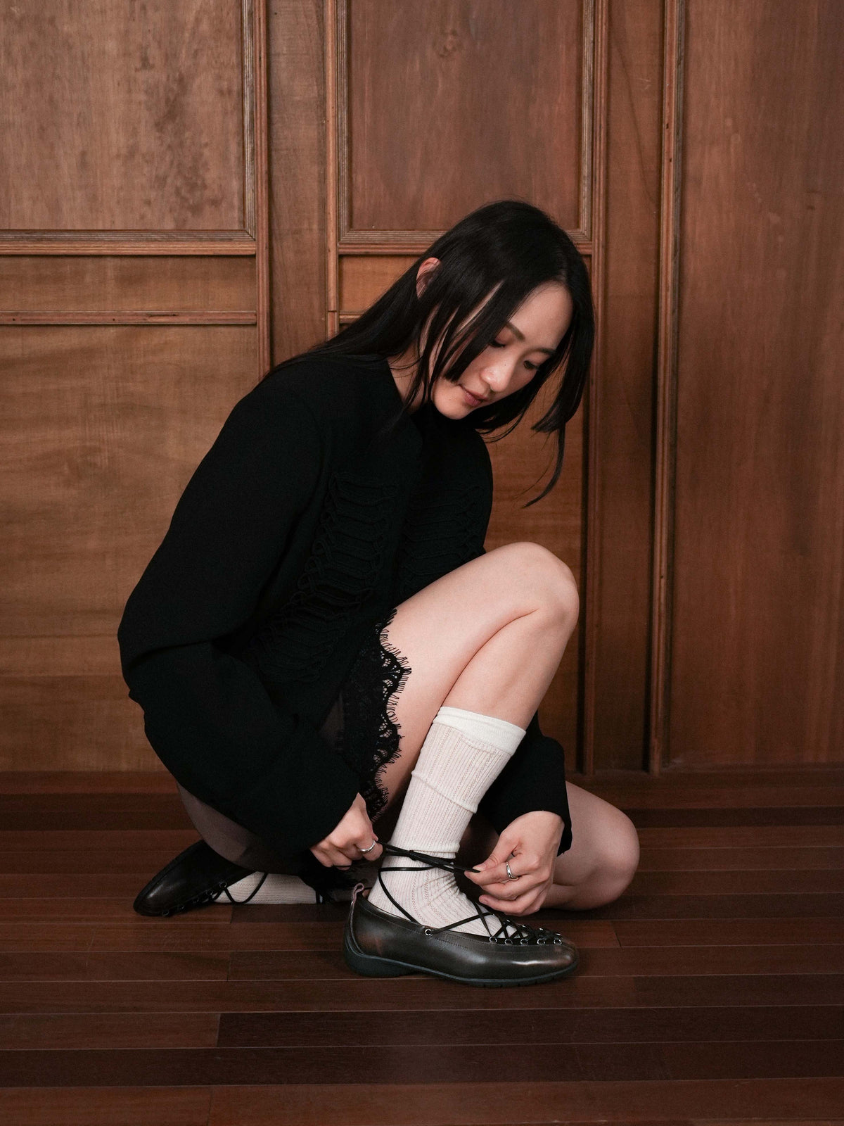 Aurelia・Square-Round Toe Lace-Up Ballet Flats