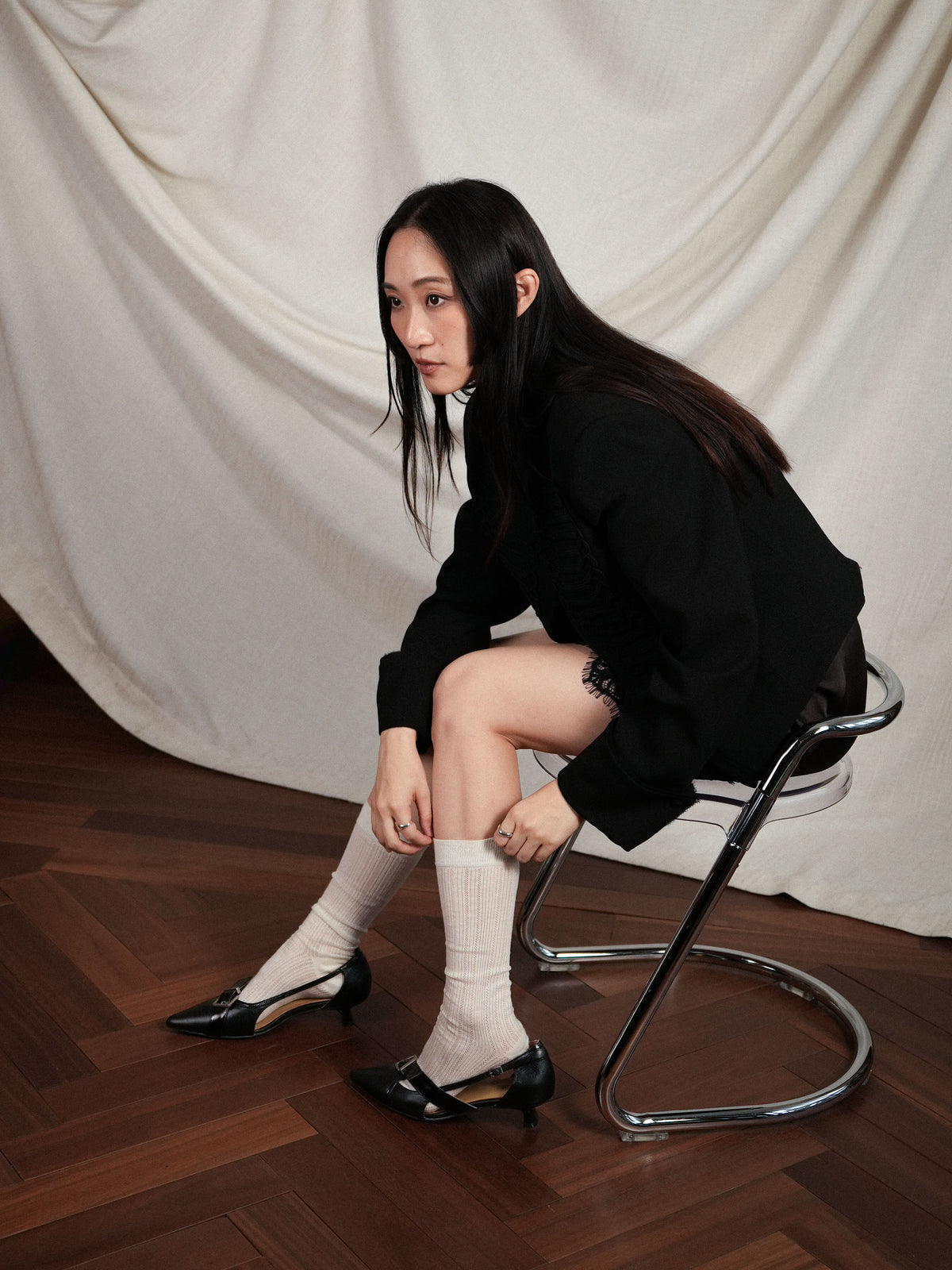 Vesper・Pointed-Toe Cross-Strap Buckle Pumps