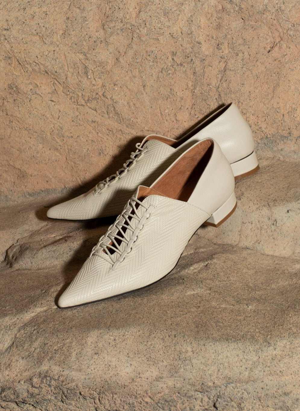 LEATHER LAB - Pointed Zip-Zap String Flats