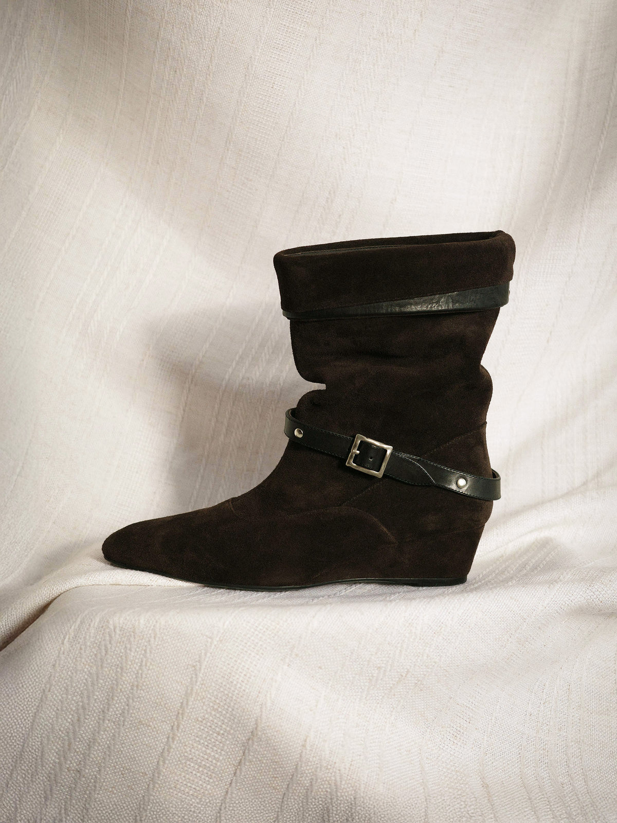 Blair・Almond-Toe Buckled Wedge Boots