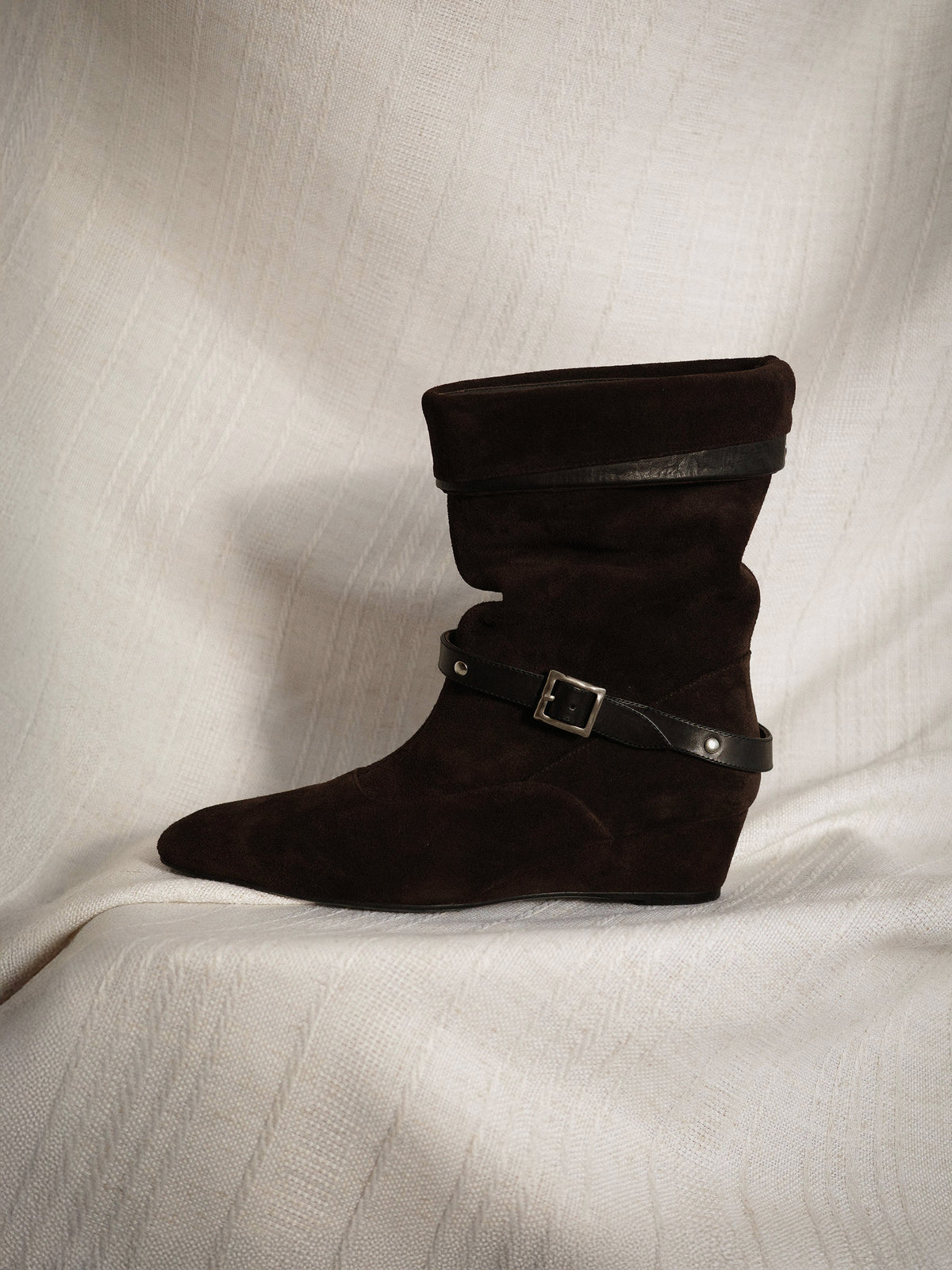 Blair・Almond-Toe Buckled Wedge Boots