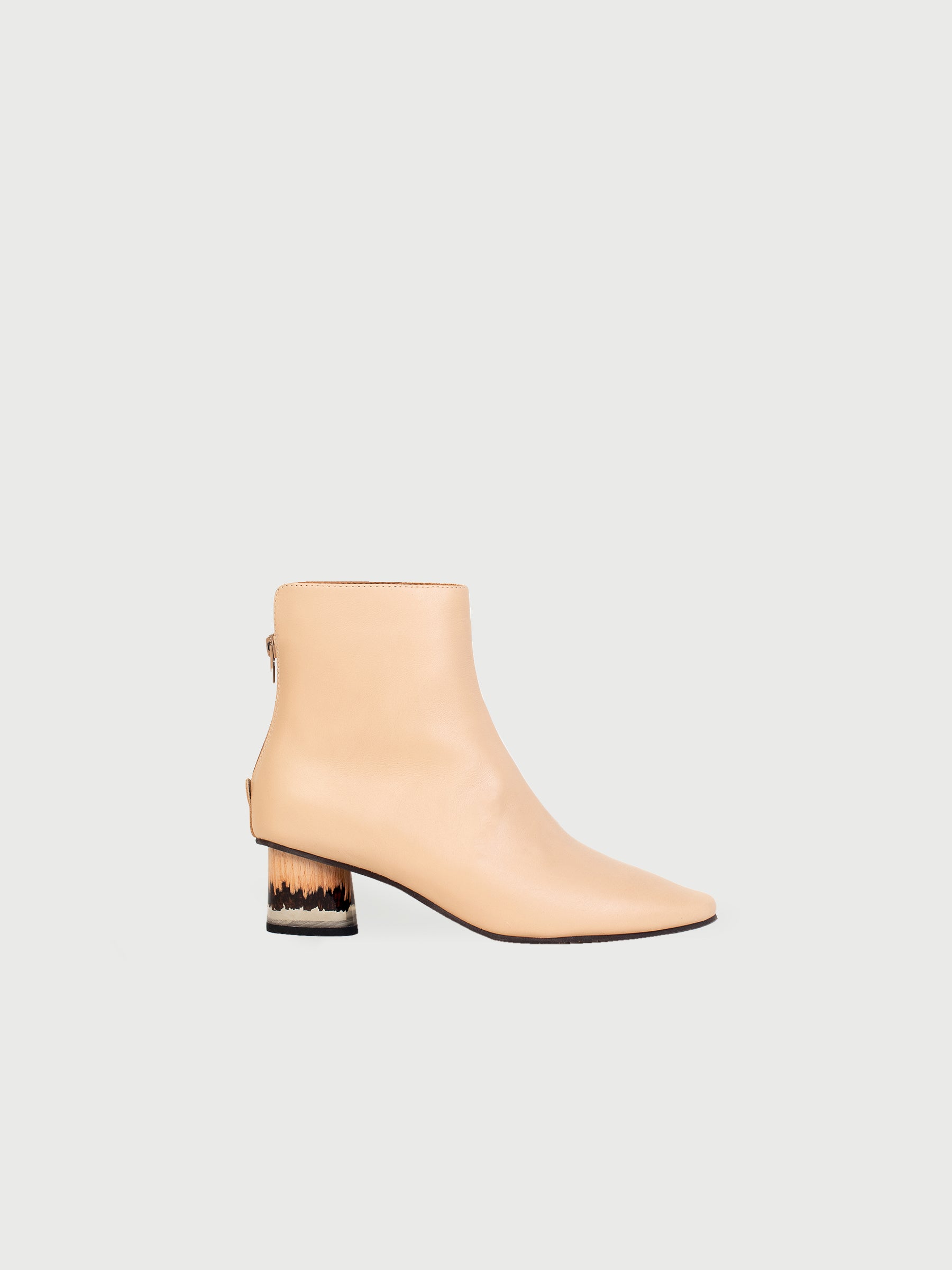 Ankle Boots with Ground-Heel